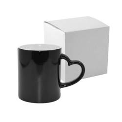 Cană magică neagră semi-mat cu mâner în formă de inimă pentru sublimare cu cutie de carton